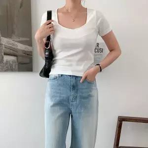 [하프클럽/]여자 브이스퀘어 슬림핏 세미크롭 골지 반팔