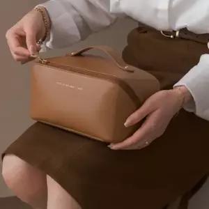 빅 사선 파우치 러블리 디자인 수납 공간 외출 대용량 빅사이즈파우치 출장파우치