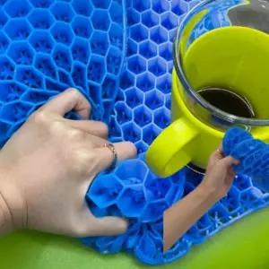 논슬립의자매트 벌집모양 사각 실리콘 방석쿨방석 여름 시원한 통풍 쿨링 여름용 에어 학생 식탁 공부