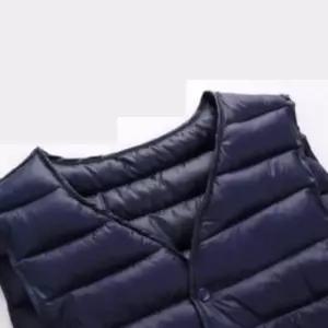 남녀공용 경량 패딩조끼 생활방수 브이넥 압축 솜조끼 남자 누빔 사무실 사무용 이너 남성 점퍼