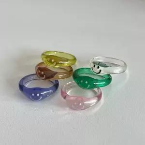 고급 에폭시 투명 반지 오목 포인트 아크릴 미니 스마일 물결 웃음 소품샵 여름 링 데일 컬러 청량 귀여운