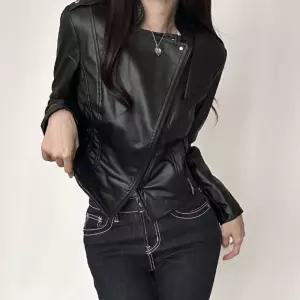 클래식 트랜디 깔끔 심플 베이직 여성 라이더 자켓스타일리시 슬림한 트렌한캐주얼룩 데일리 데이트 일상