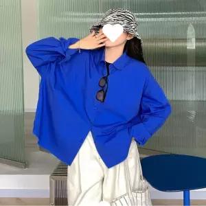 여자 청량한 블루셔츠 컬러 남방 차르르 소재레이어드 여성 루셔츠 데일리 쨍한루 루즈핏 오버