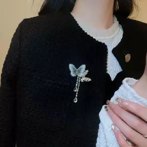 반짝이는 나비 드롭 체인 포인트 여성 브로치 핀브로치 짝이 코트 블라우스 선물