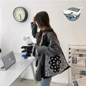 세련된 패턴 토트백 내구성 좋은 에코 숄더백 캔버스백 반다나백 페이즐리백 쇼퍼백