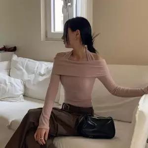 [하프클럽/]여자 오프숄더 세미크롭 홀터넥 골지 티셔츠