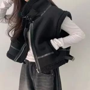 여성 3컬러 하이넥 버클 무스탕조끼 겨울 베스트