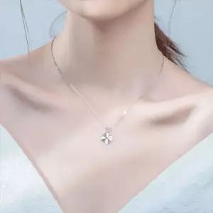 [하프클럽/]풍수 행운 네잎클로버 매듭 실크 목걸이