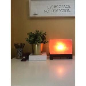 NATUREBOOST HL 히말라야 핑크 소금 램프 베이스, 나무 직사각형 모양의 조광