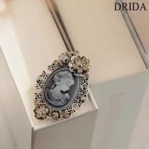 [드리다][드리다] 여인 고급 큐빅 옷핀 패션 브로치 원피스 자켓 코디