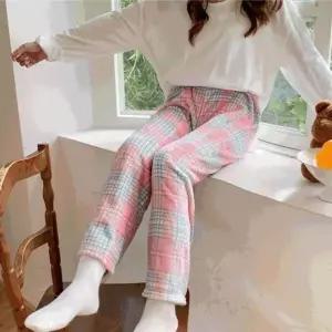 [하프클럽/]겨울 수면바지 포근한 극세사 여성잠옷바지