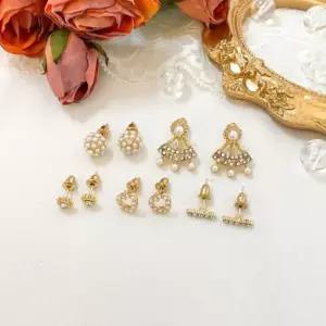 [옷자락]여자 골드 진주 큐빅 스터드 드롭 귀걸이