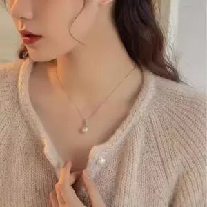 [옷자락]여자 로맨틱 크리스탈 포인트 진주 실버 목걸이