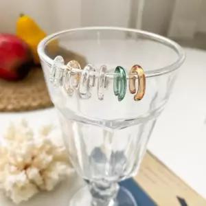 [옷자락]여자 아크릴 소재 투명 심플 귓바퀴 넌피어싱 이어커프