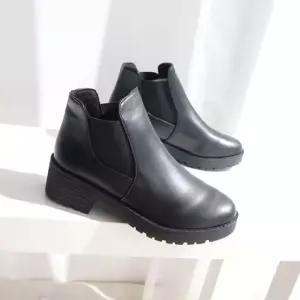 첼시 앵글부츠 낮은굽 워커 패션슈즈 여성화 캐주얼화 여성단화 여성샌들 여성신발