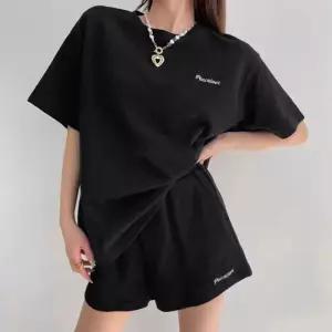 여성 와플지 블랙 트레이닝 세트 꾸안꾸 홈웨어룩반팔반바지 원마일웨어 캐주얼 데일리코디 편한 셋업 여자