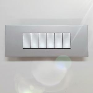 르그랑 아테오 유럽형 6구 스위치 소프트알루