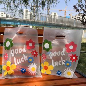 굿럭 손잡이 비닐 쇼핑백 반투명 선물 포장지 어린이집 유치원 생일 간식봉투 파우치 복주머니 50장