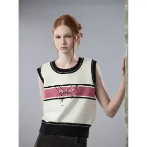 [에고이스트](센텀시티점)[BLUE LABEL] 배색 스켈럽 나비 자수 니트 베스트 (ER3OKV01)