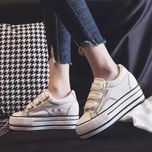 여성 데일리 통굽 8cm 키높이 운동화 끈없는 스니커즈 225-245