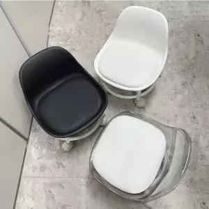 허리를 지켜주는 편안한 이동식 등받이 바퀴달린 안은뱅이 의자 작업 좌식 청소의자