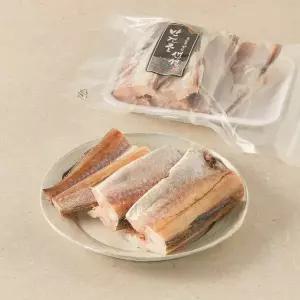 [냉동][러시아] 머리없이 몸통만 담은 잘 말린 반건조 절단 코다리 (2미, 520g)