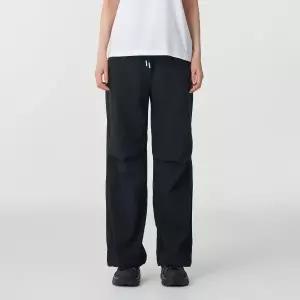 [코오롱스포츠](대전신세계) 여성 루즈핏 파라슈트 팬츠 데이팩 TVPNM25692BLK