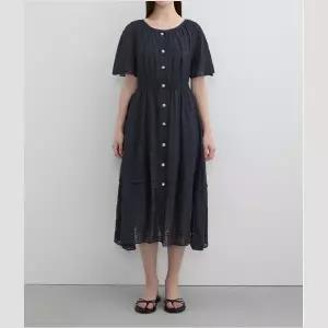 [롯데백화점]리스트 체크 버튼 원피스(TWWOPP62080)