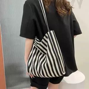 예쁜에코백 가방 블랙 스트라이프에코백