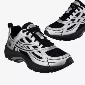 [매장판] 노스페이스 화이트라벨 운동화 남녀공용 사계절 슈퍼 킥스 2 스니커즈 블랙 NS93