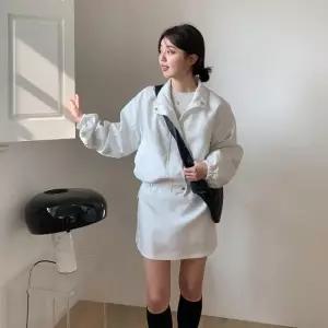 [다잇템]여자 바스락 크롭 스트링 바람막이 스커트 세트