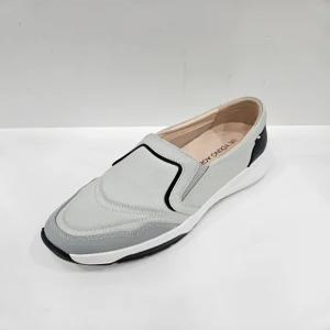 [에스콰이아]에스콰이아 여성  산뜻한 컬러콤비의 경량슬립온  굽높이4CM  YA