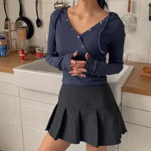 [하프클럽/]여자 슬림 잔주름 랩 단추 골지 후드티