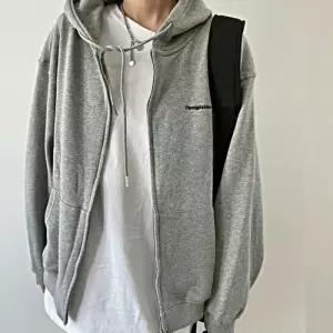 활동성 좋은 가볍고 부드러운 소재 기모 후드 집업