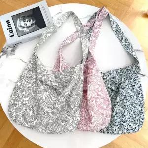 [CU] 플라워 에코백 꽃무늬 데일리 여성 호피 숄더백 여행 쇼퍼백 보헤미안 연예인가방