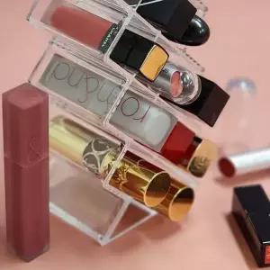 타워형 립스틱 보관함 16구 화장품보관 화장품정리 립스틱정리 화장대정리 립스틱진열대
