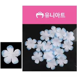 흰색.하늘 조화꽃 벚꽃