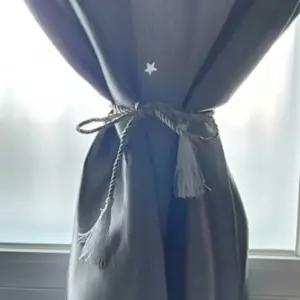 연출커튼 붙이는 스타펀칭 탈부착 암막 그레이심플한블라인드 북유럽일 맞춤제작 부직포 손쉬운설치 깔끔한