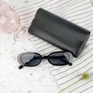 ( )타원 선글라스 블랙 가벼운선글라스 여자선글라스 간지나는선글라스 자외선차단선글라스 여행용선글라스