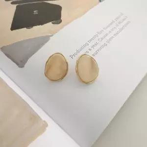 [다잇템]여자 골드포인트 볼이어링 원석 엔틱 이어링