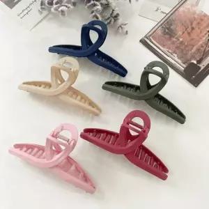 [신세계라이브쇼핑][옷자락] 여자 데일리 크로스 꼬임 심플 무광 헤어 집게핀