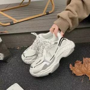 봄 여자러닝화 소가죽 버전 발 작은 통굽 신 운동화 ible1