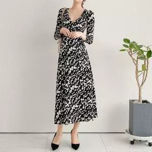 [클리어런스]벌룬 패턴 롱슬리브 에스닉 에이라인 V넥 롱원피스_5