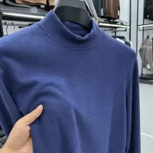 남성용 이너 캐주얼 가을 겨울 반폴라 폴라폴리스 폴라티 따뜻한 덕다운 라이트 데일리룩 기모 인기3