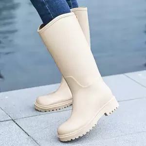 여자 바닷가 패션 비올 때 롱 레인 부츠 코디 장화 주방일장화패션 낚시장화준비
