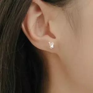 [옷자락]여자 퓨어 나비 데일리 세미매트 실버 피어싱