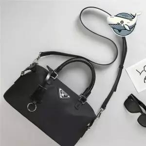 가볍고 세련된 크로스백 스트랩 다용도 수납 여성토드백 여성토트백 피크닉가방 탑핸들백