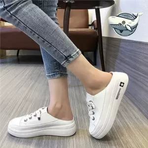 심플 화이트 통굽 뮬 레터링 큐빅 포인트 뮬 블로퍼 뮬슬리퍼 뮬스니커즈 여승블로퍼