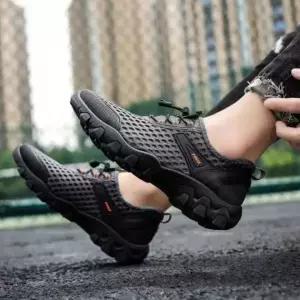 남성 2컬러 매쉬 아쿠아슈즈 경량 트래킹화 등산신발