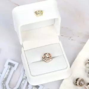 화이트 반지박스 돌반지함 돌반지보관함 프로포즈반지함